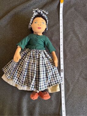 1998 Colonial Williamsburg 12" Eve Cloth Folk Art Rag Doll